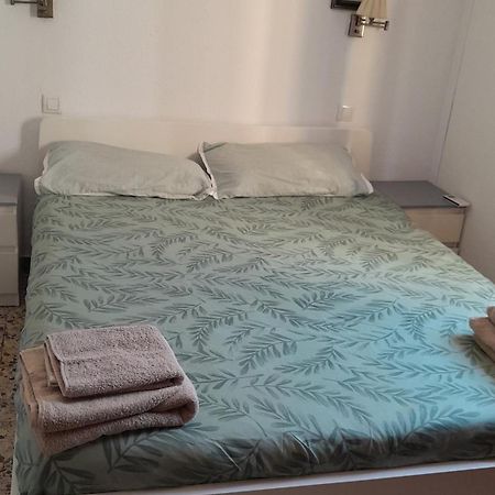 Apartamento Asturias Apartment Севиля Екстериор снимка