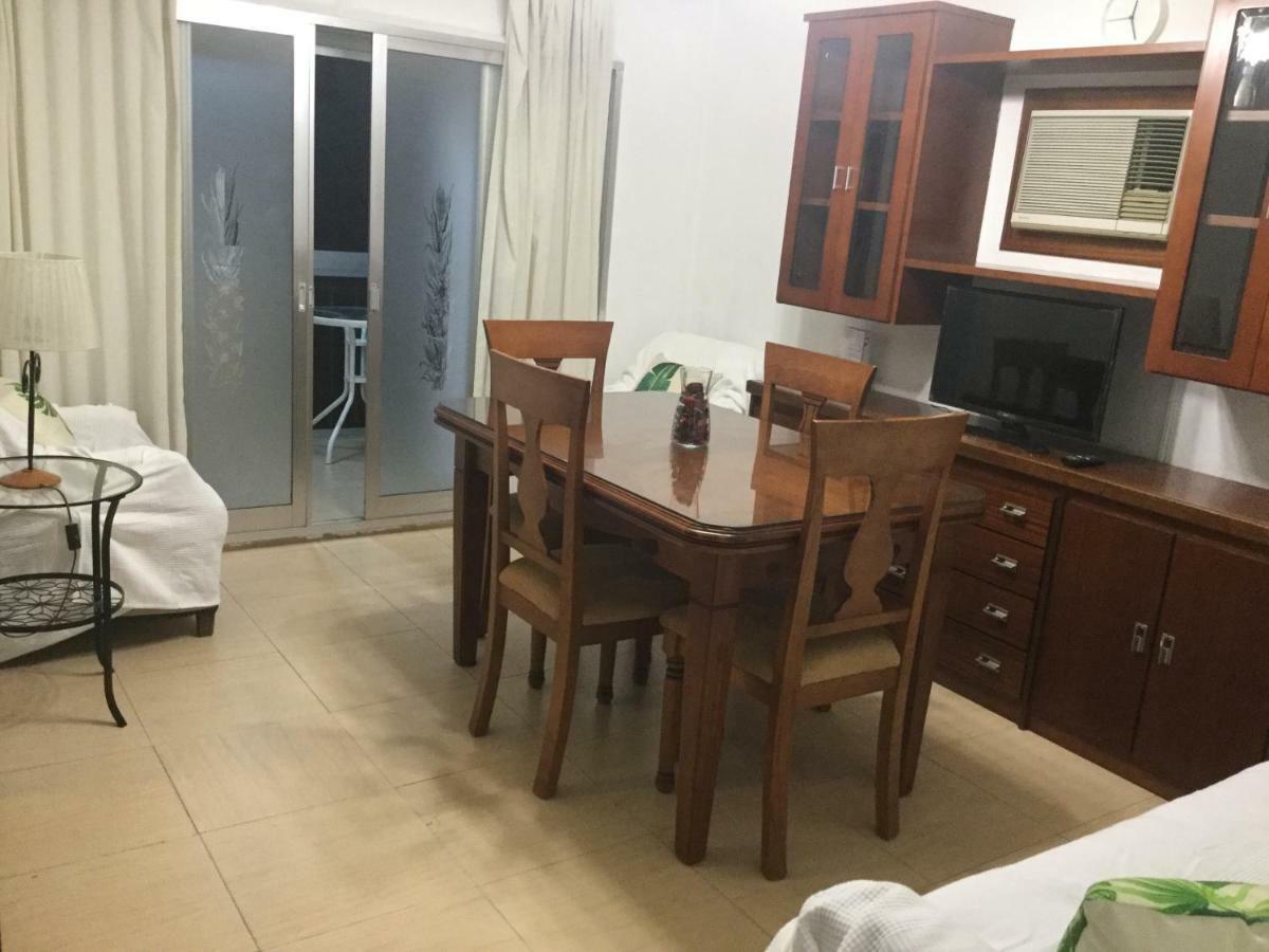 Apartamento Asturias Apartment Севиля Екстериор снимка